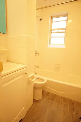 Rented by Alexander Hidalgo, Inc. | media 21