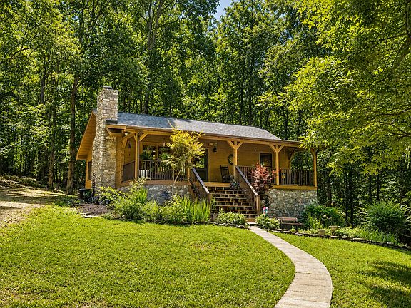 2nd image of 5833 Dewey Carr Rd