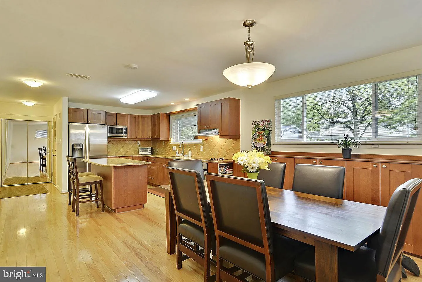 4 bed, 3.5 bath, 1700 sqft, $3,850 — Photo 4
