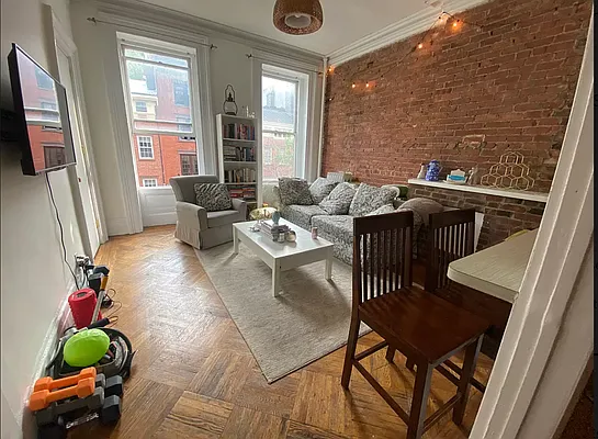 Rented by Bien Realty Ltd | media 36