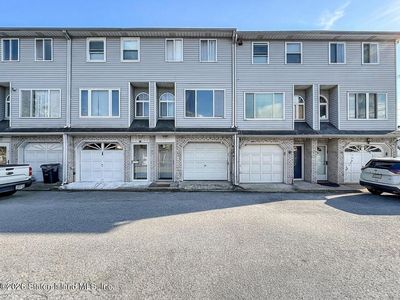 18 Patty Ct, Staten Island, NY, 10312