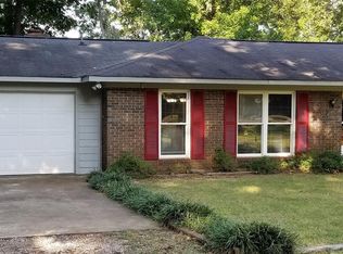 1698 Blackberry Rd, Deatsville, AL 36022