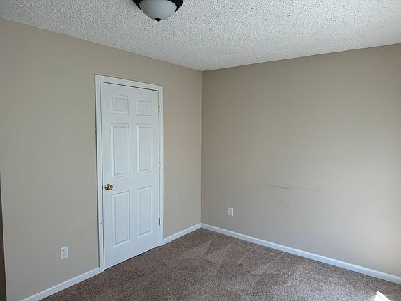 3rd image of 3126 W Sunrise Dr