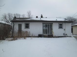 1237 15th St N, Moorhead, MN 56560