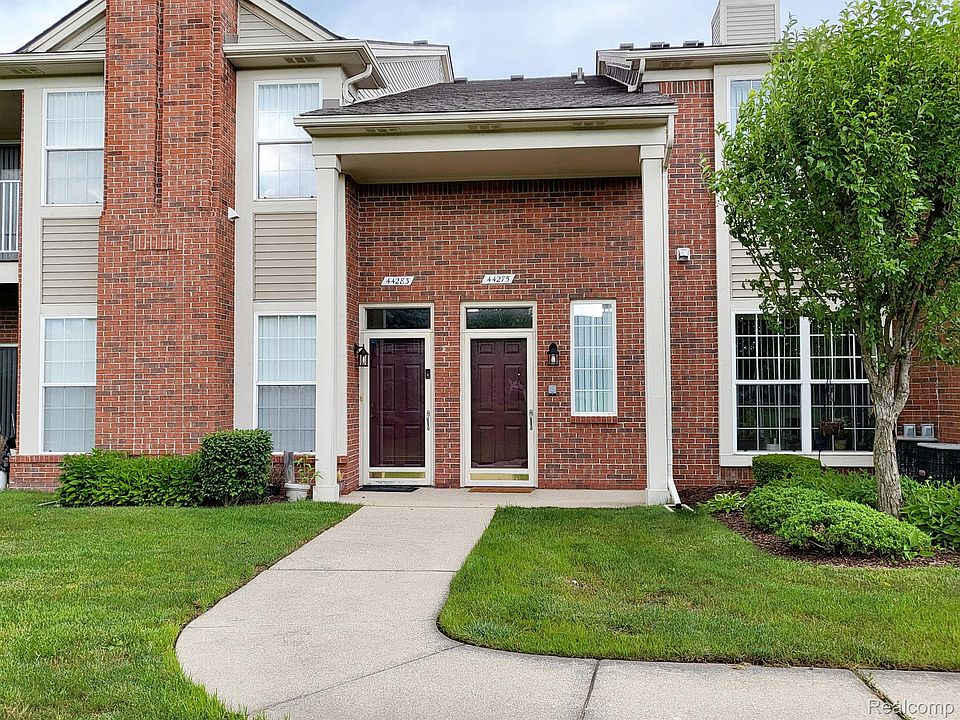 1st image of 44275 Princeton Dr
