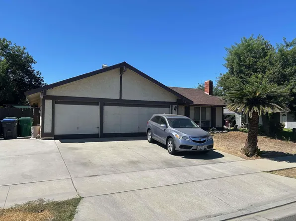 24275 Tierra De Oro St, Moreno Valley, CA 92553