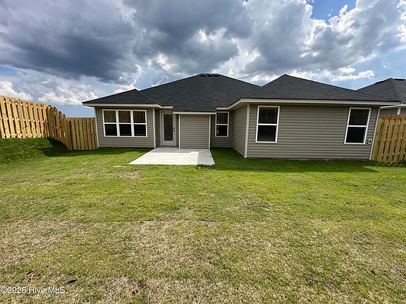 2nd image of 2742 Inverness Dr