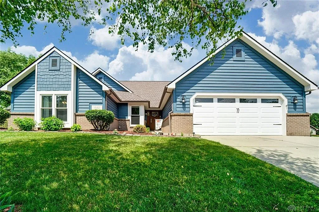 661 Walden Way photo 1