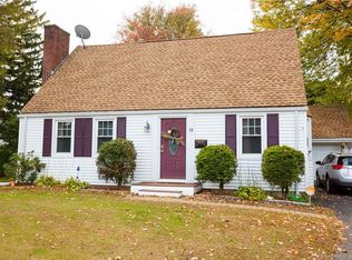 15 Hawley St, Newington, CT 06111