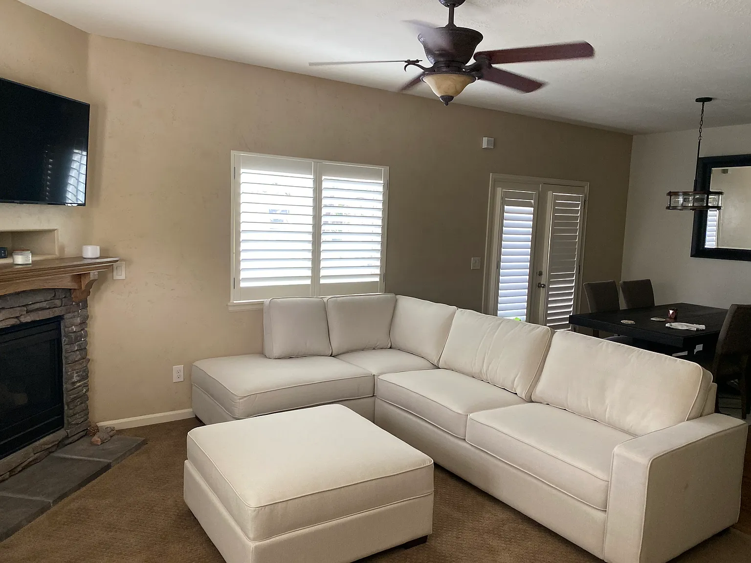 3 bed, 2182 sqft, $2,650 — Photo 2