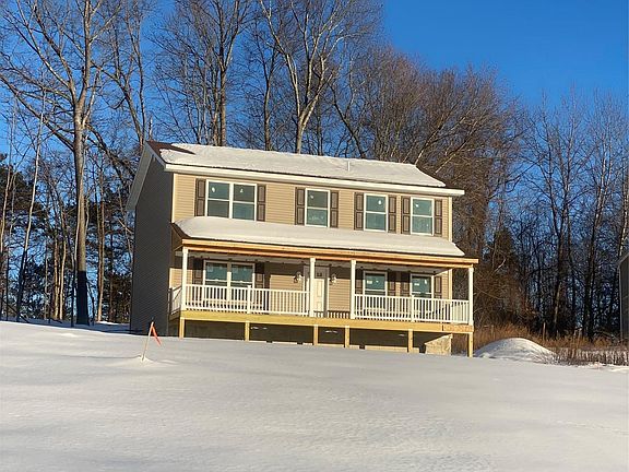 2nd image of 32 Spruce Road