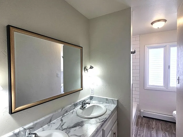 94 Primrose St — Photo 2