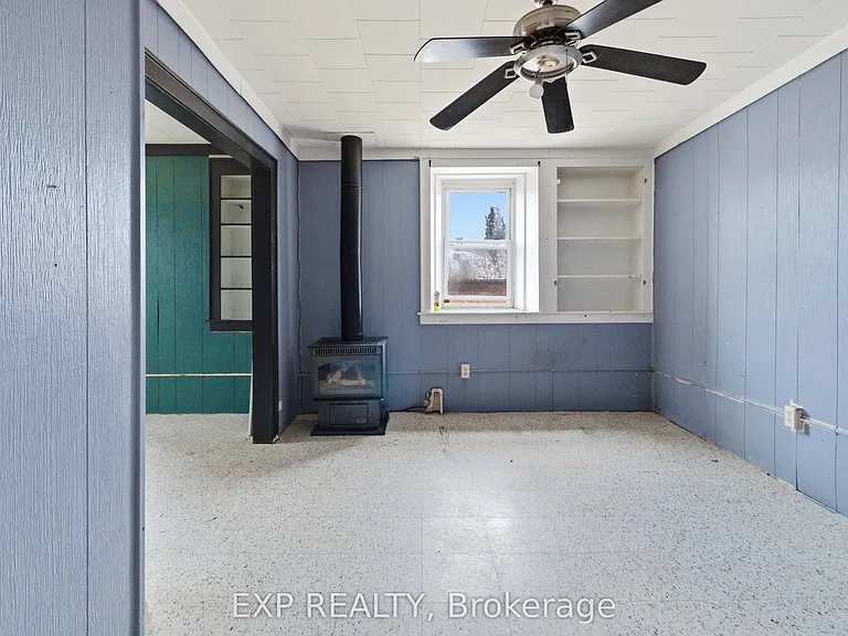 20 Colborne St S #1 — Photo 11