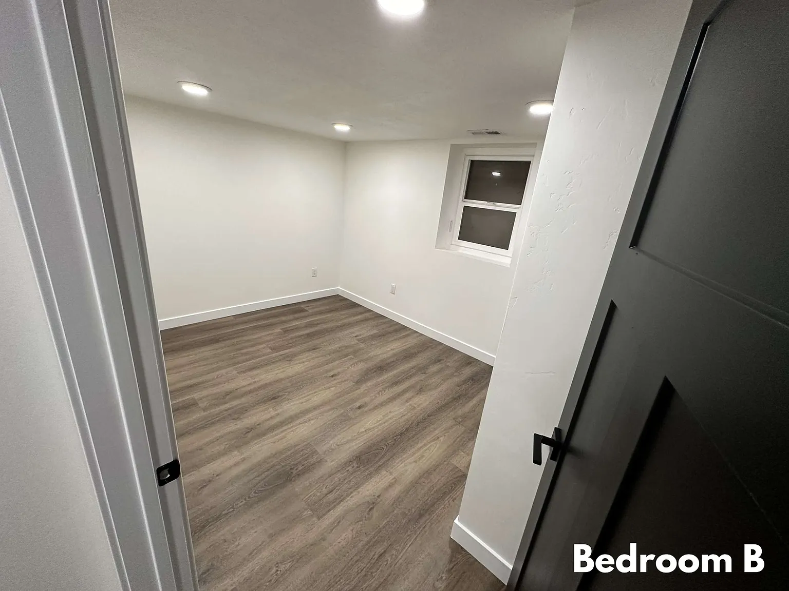 3 bed, 940 sqft, $600 — Photo 3
