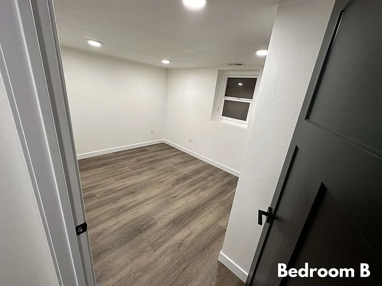 131 N 1225 W — Photo 2