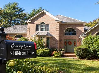 7 Hibiscus Ln, Plymouth, MA 02360