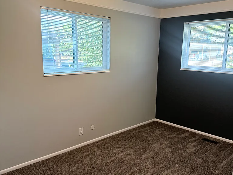 1692 S 550 W — Photo 14