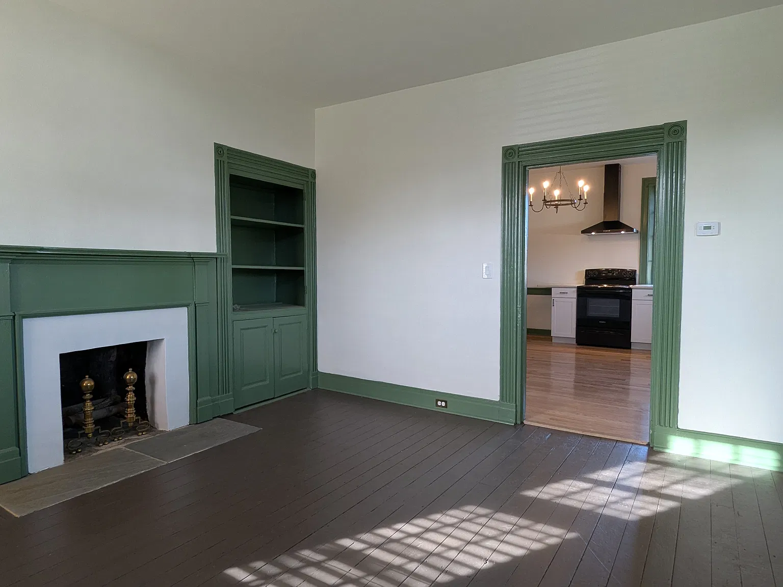 1 bed, 1400 sqft, $2,300 — Photo 3