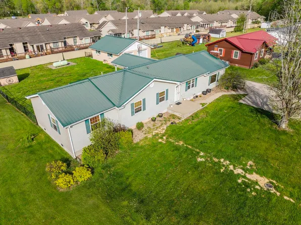 99 Carl Rd, Grayson, KY 41143