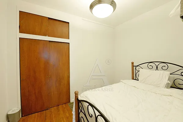 Rented by Peter Ashe | media 42