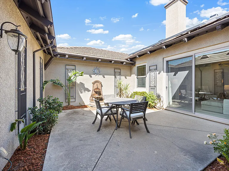 4382 Malana Way — Photo 4