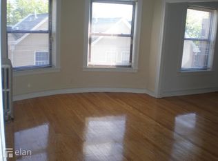 6812 N Lakewood Ave APT 3C, Chicago, IL 60626