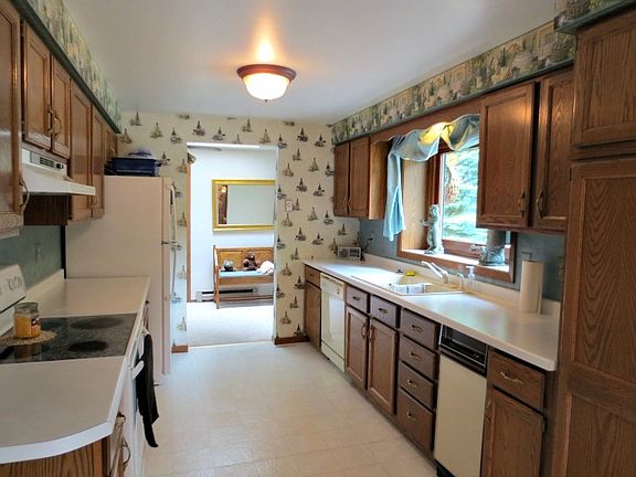 3rd image of 1807 Woodward Ave