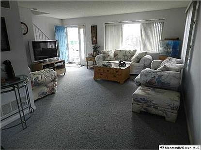 4th image of 665 Ellicott Ave #1A