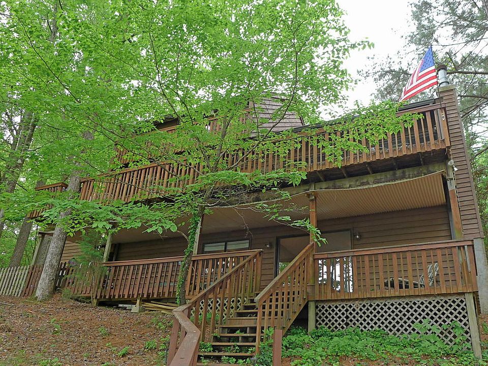 1st image of 216 Sturdivant Ln