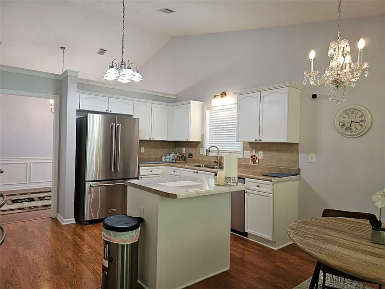 1620 Jami Hollow Way — Photo 23