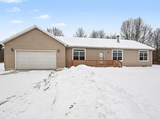 52104 Ash Rd, Granger, IN 46530