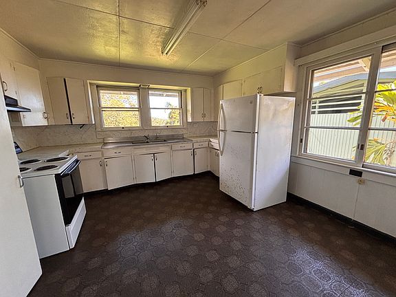 5th image of 11 Nanea St