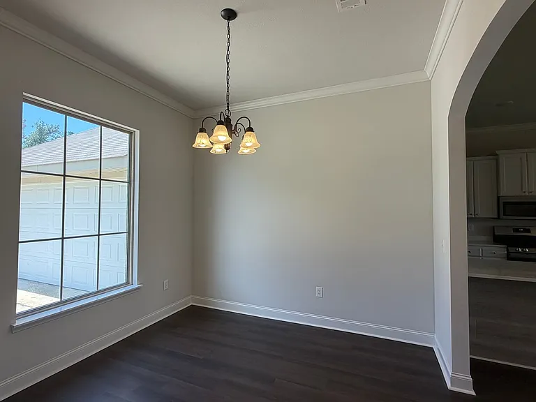 464 Silver Hill Dr — Photo 8