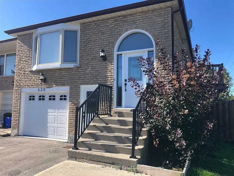 438 Colborne St — Photo 2
