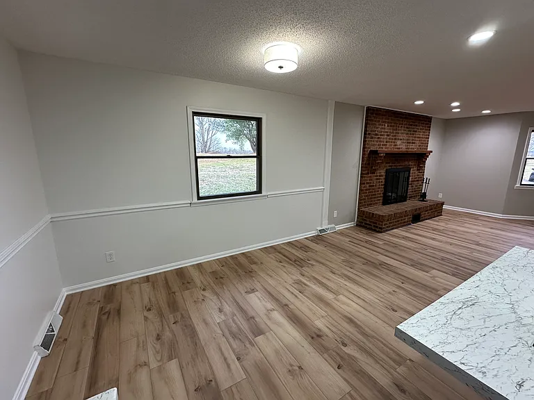 7269 Highway 405 — Photo 15