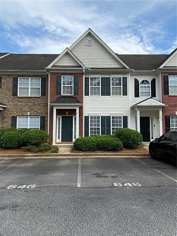 Building Photo - 646 Kenridge Dr