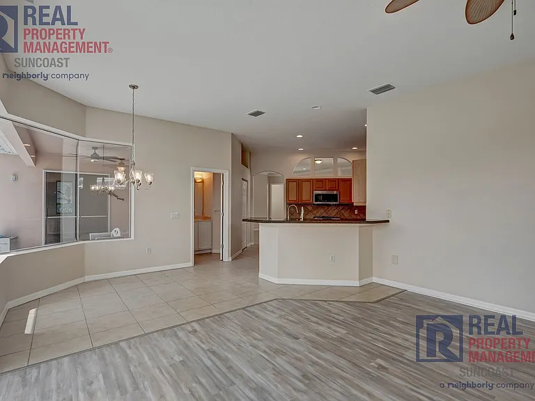 652 Planters Manor Way — Photo 18