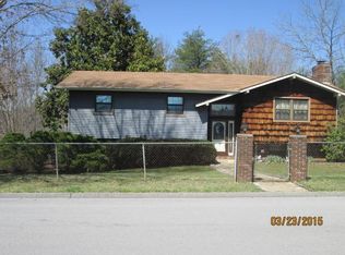 1032 Cedar Hills Dr, Church Hill, TN 37642