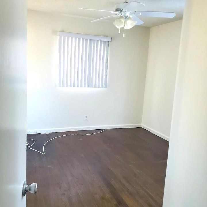 1st image of 2320 Glendale Blvd #1006