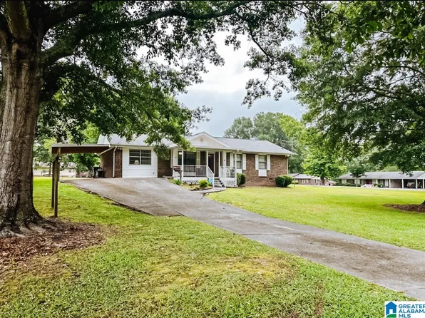 303 Deer St, Jasper, AL 35504