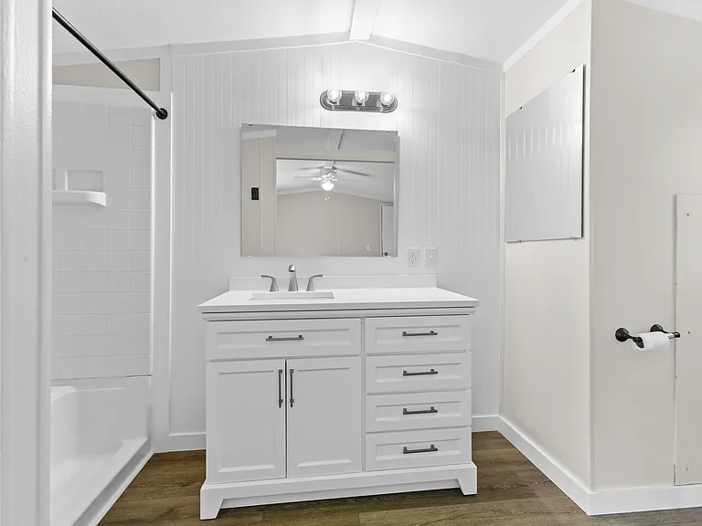 206 Primrose Rd — Photo 10