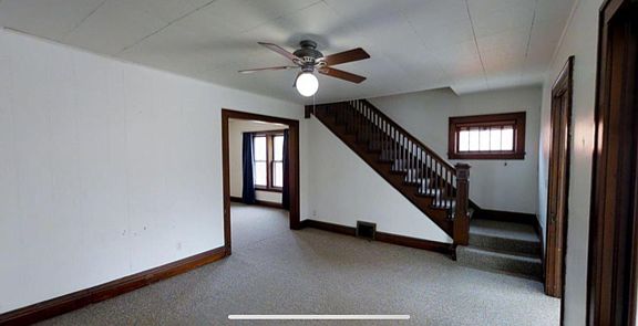 3rd image of 242 W Ohio St