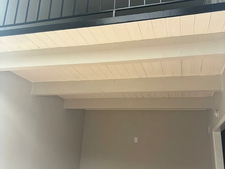 South of Maple Apartments — Photo 7