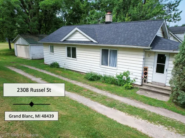 2308 Russell St, Grand Blanc, MI 48439