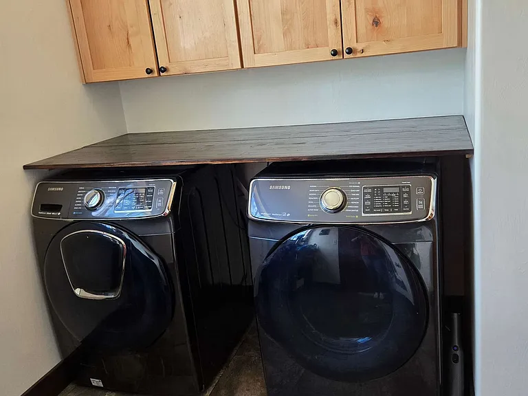 Laundry Room Cabinet