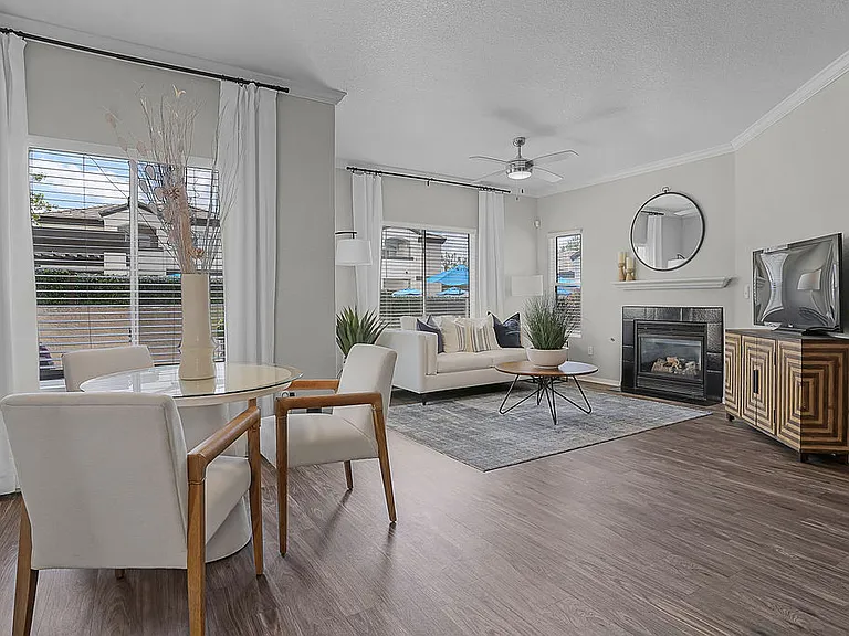 Broadstone Heights — Photo 24