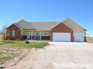 5404 Thunder Ridge Rd, Cheyenne, WY 82009