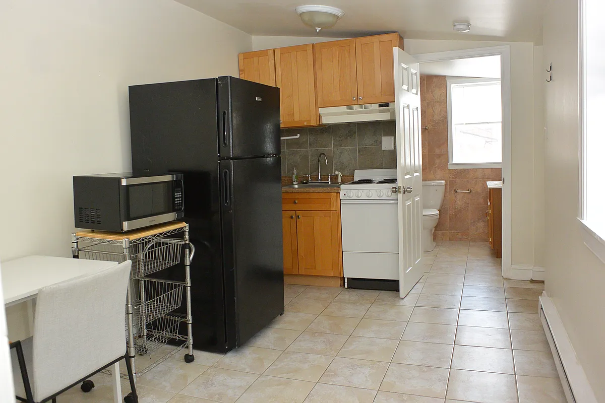 Building Photo - 924 Light St #A