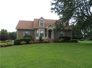 5238 New Chapel Rd, Springfield, TN 37172