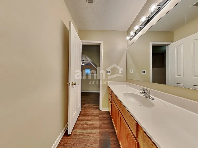 15522 Rathangan Dr — Photo 18